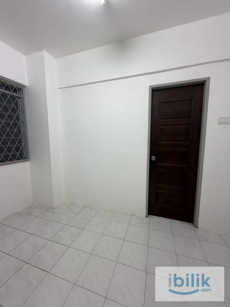 Cozy Room at Greenlane Height ,Jelutong For Rent - Image 3