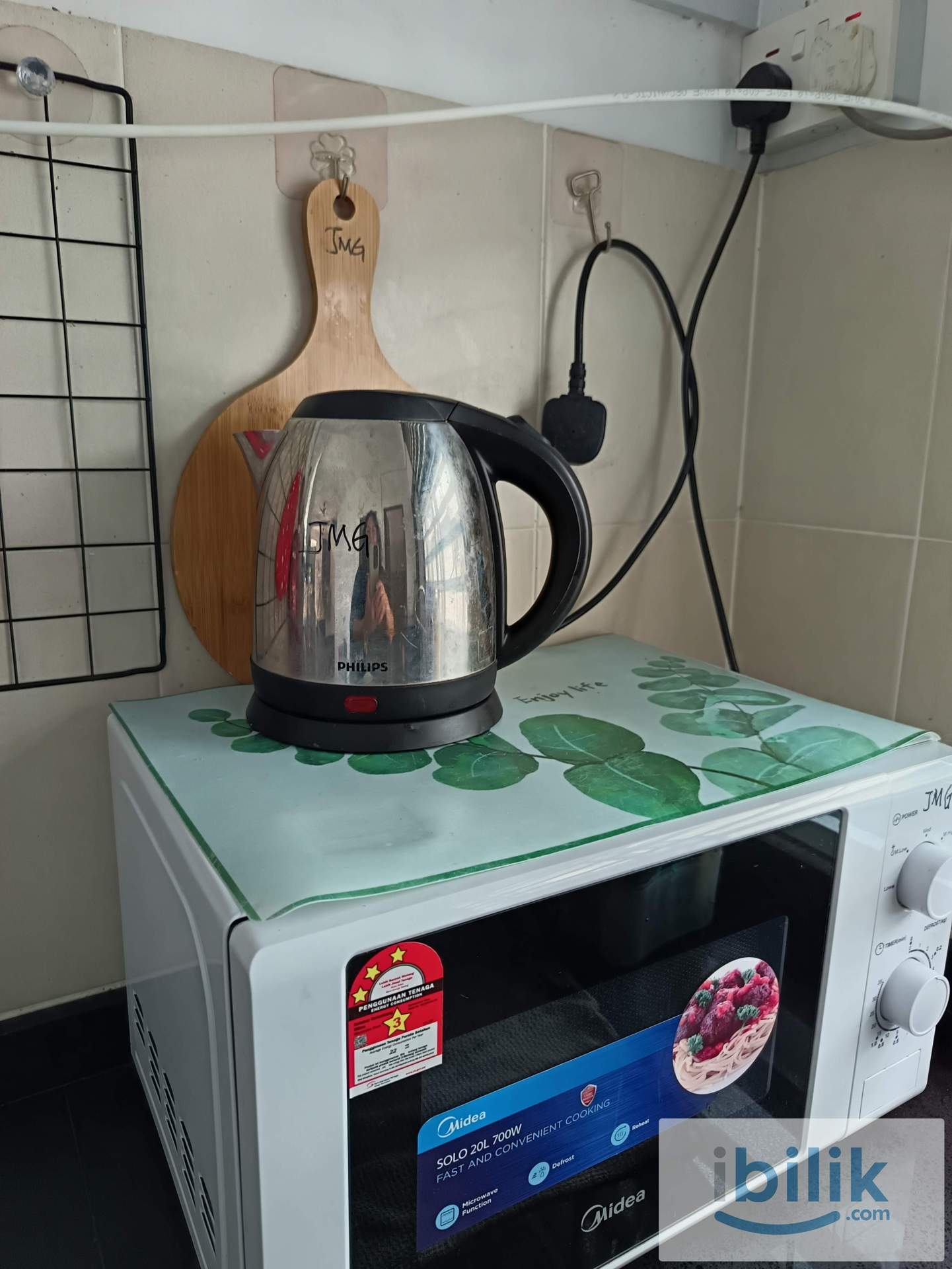 Taman Scientex Kundang Jaya Queen Room(Kitchen+WiFi+Laundry+Parking)  - Image 5