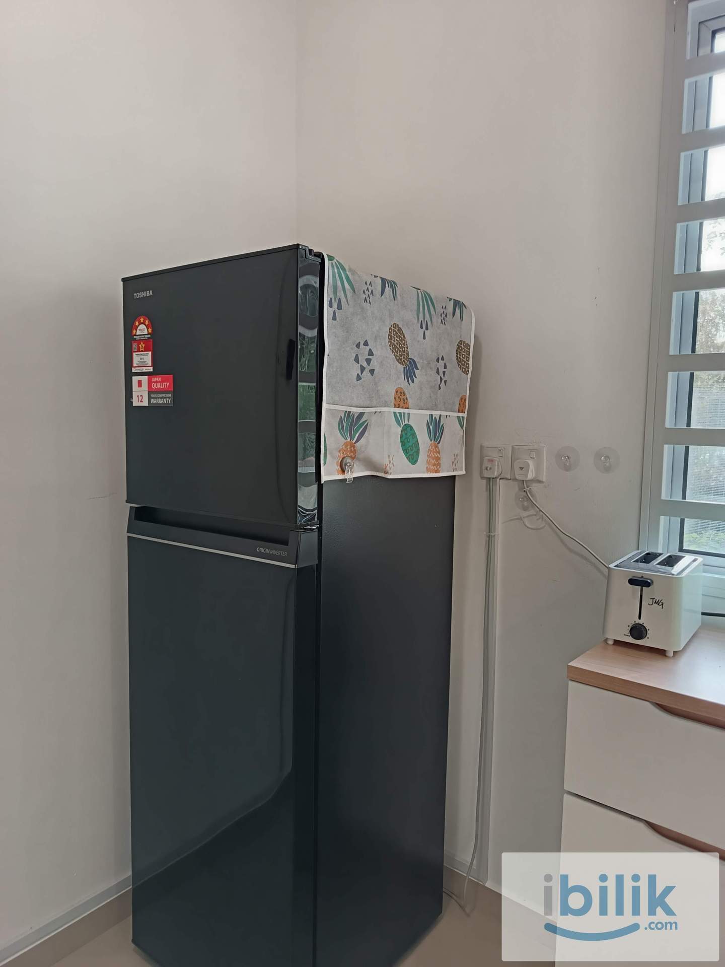 Meru Town Male Room (Kitchen+Laundry+Wi-Fi+Parking)  - Image 5