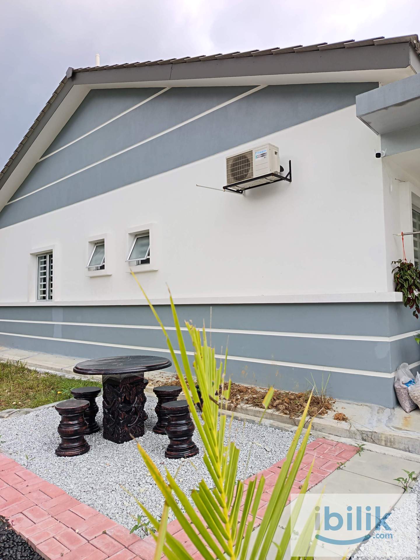 Meru Town Male Room (Kitchen+Laundry+Wi-Fi+Parking)  - Image 8