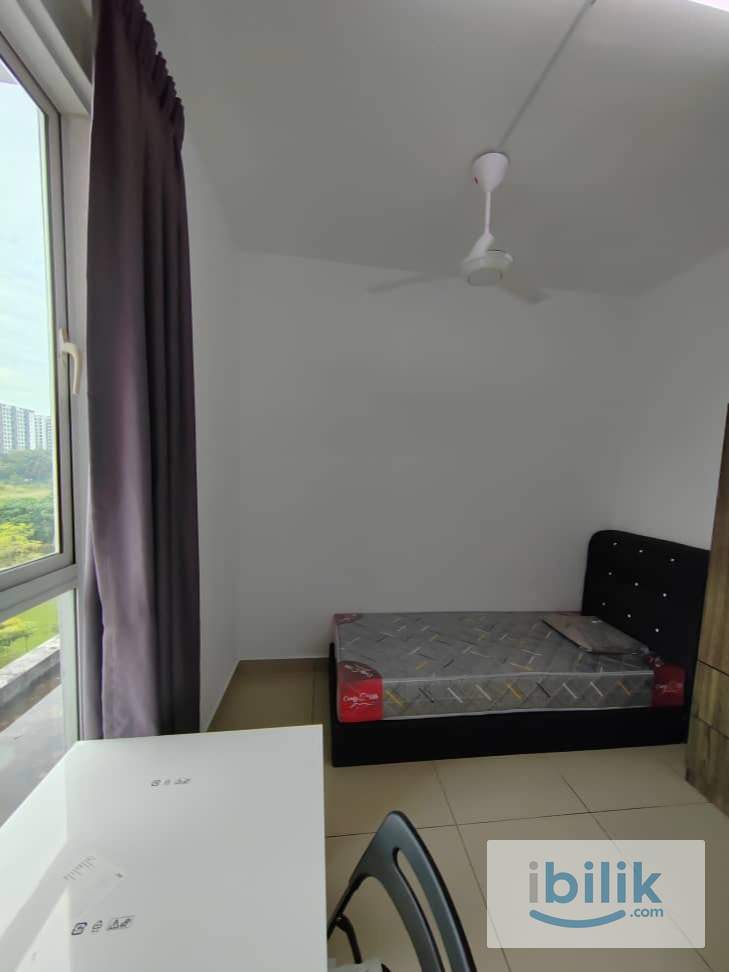 Single Bedroom - Image 2