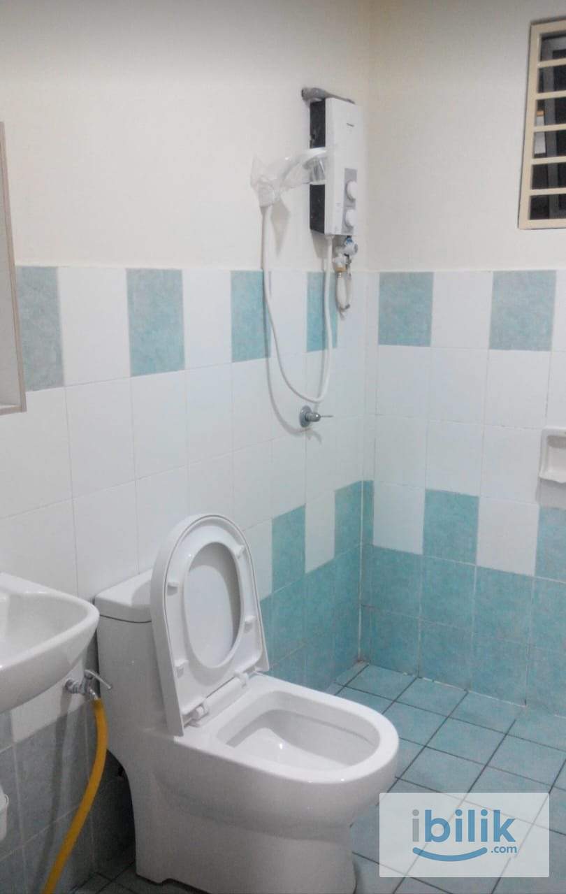 [Female Master Room] Cengal Condo, LRT salak selatan - Image 5