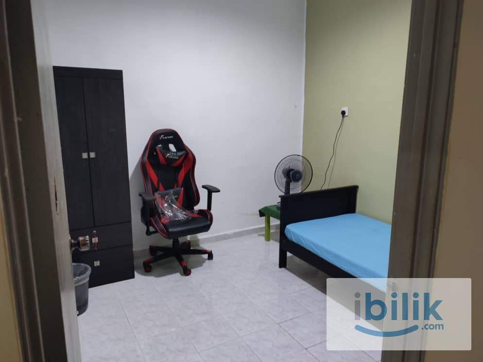 Room For Rental At Jalan Duku 28, Taman Kota Masai - Image 1