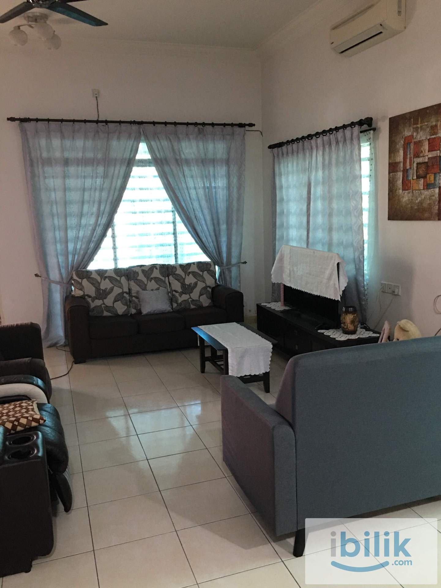 Middle Room With Private Bathroom At Bandar Seri Botani, Ipoh - Image 5