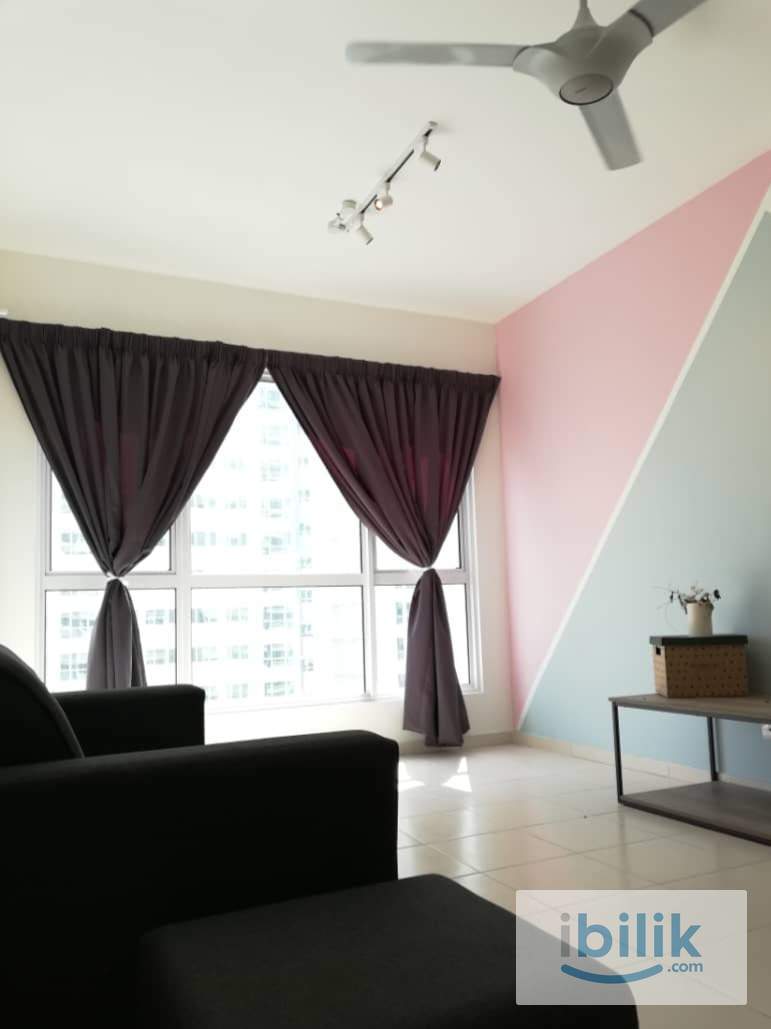 Middle Room at I-Santorini, Tanjung Tokong (Female Only) - Image 4