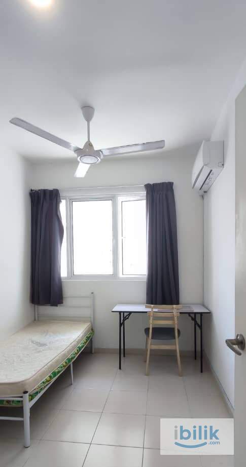Middle Room at I-Santorini, Tanjung Tokong (Female Only) - Image 1