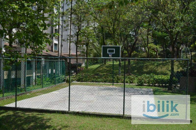 Fully Furnished room to let @ Emerald Hill Condo - Image 1