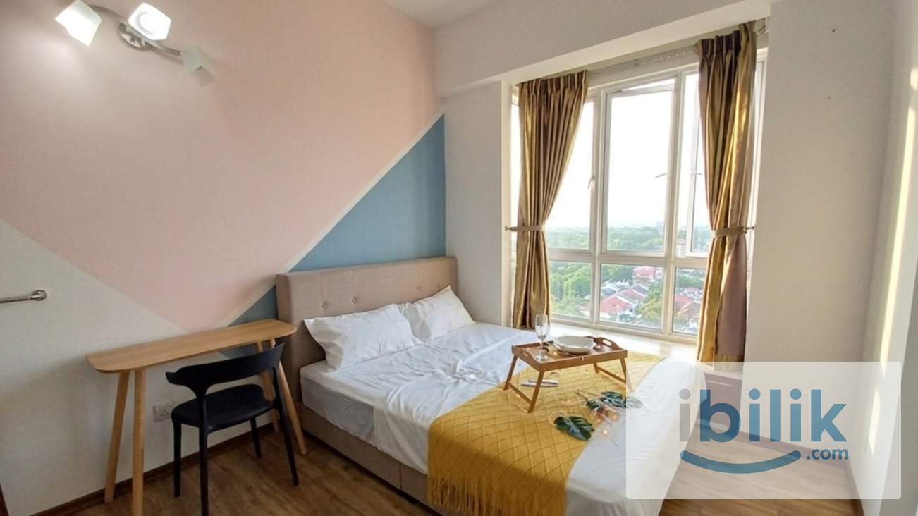 Middle room to rent at Summer Place, Karpal Singh Drive (Seaview) - Image 1