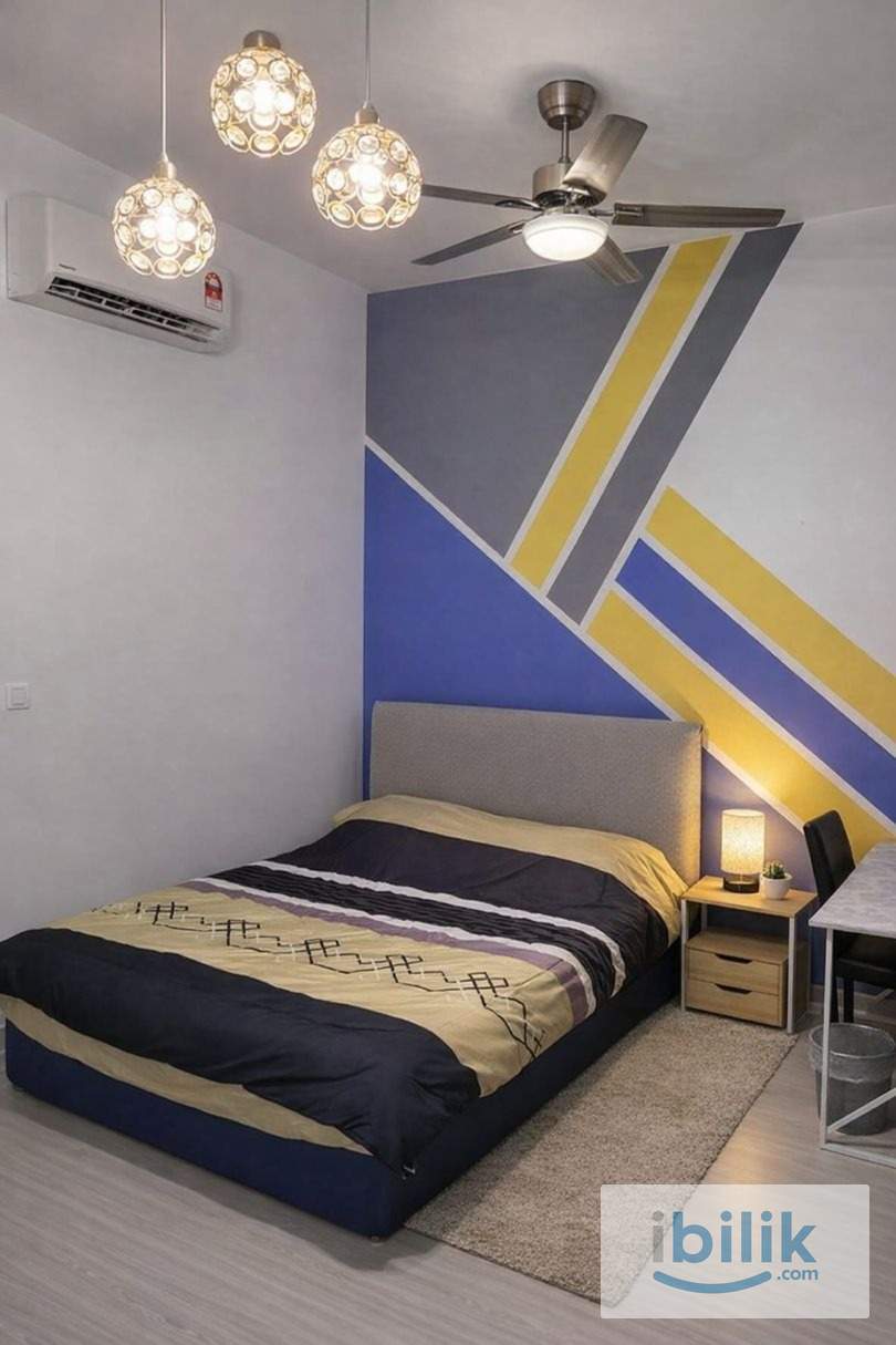 Nice beautiful master bedroom with private bathroom for rent - Image 1