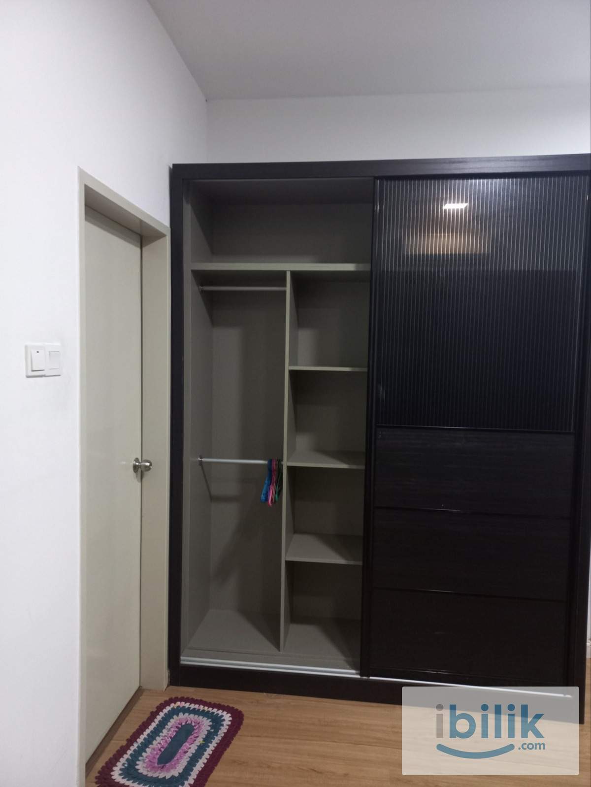 Masterbedroom - Image 4