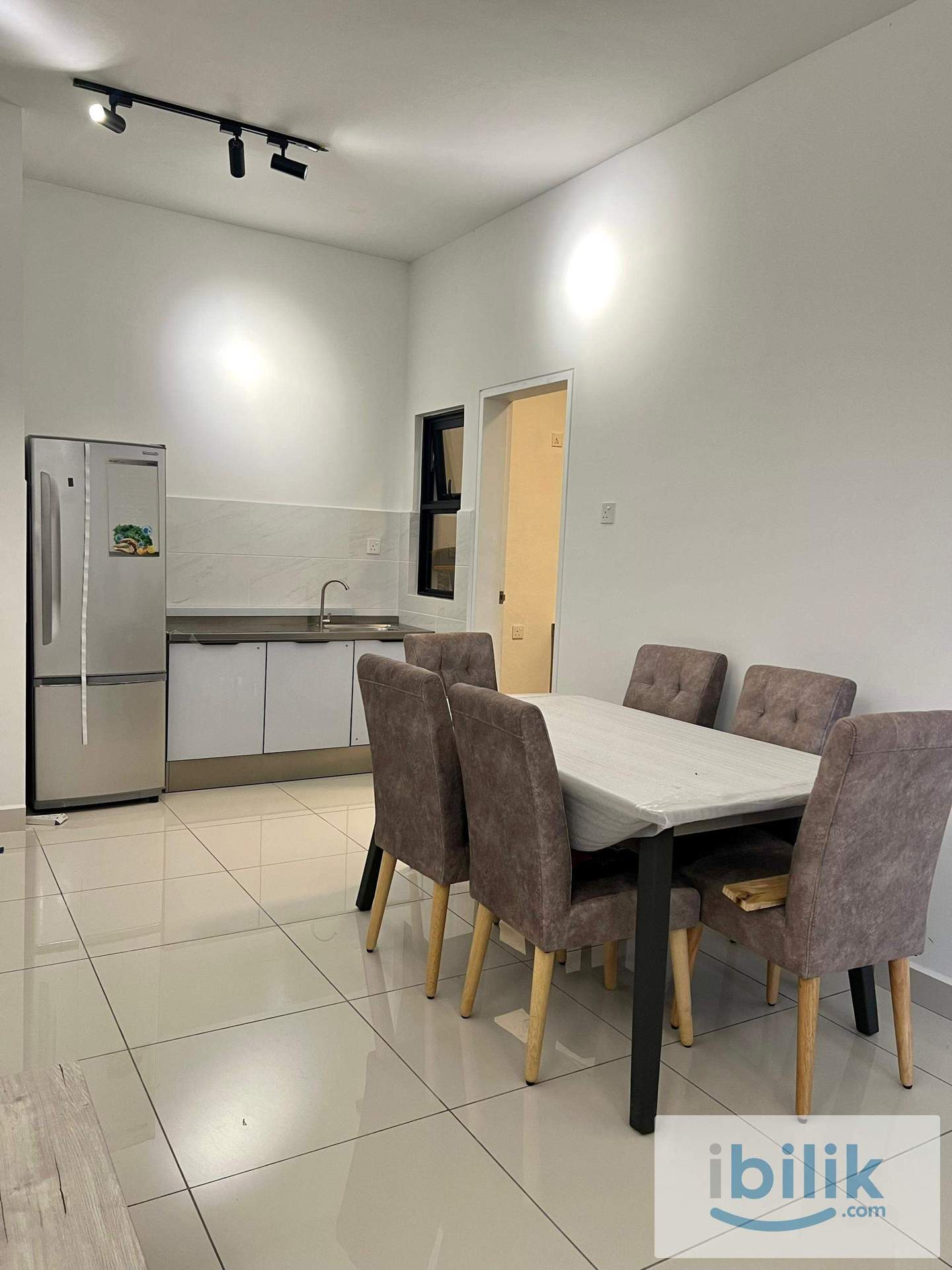 BATU KAWAN MEDIUM ROOM FOR RENT - Image 3