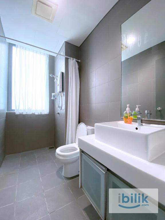 Nice Design room for rent  - Image 5