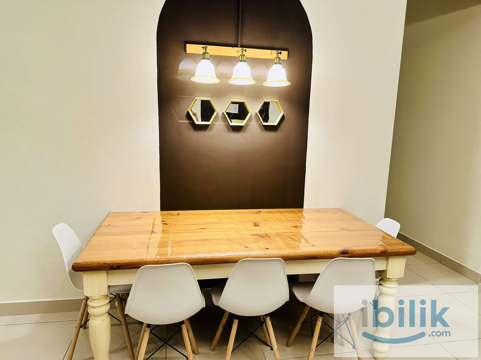 Middle Room at Royale Infinity, Simpang Ampat - Image 6