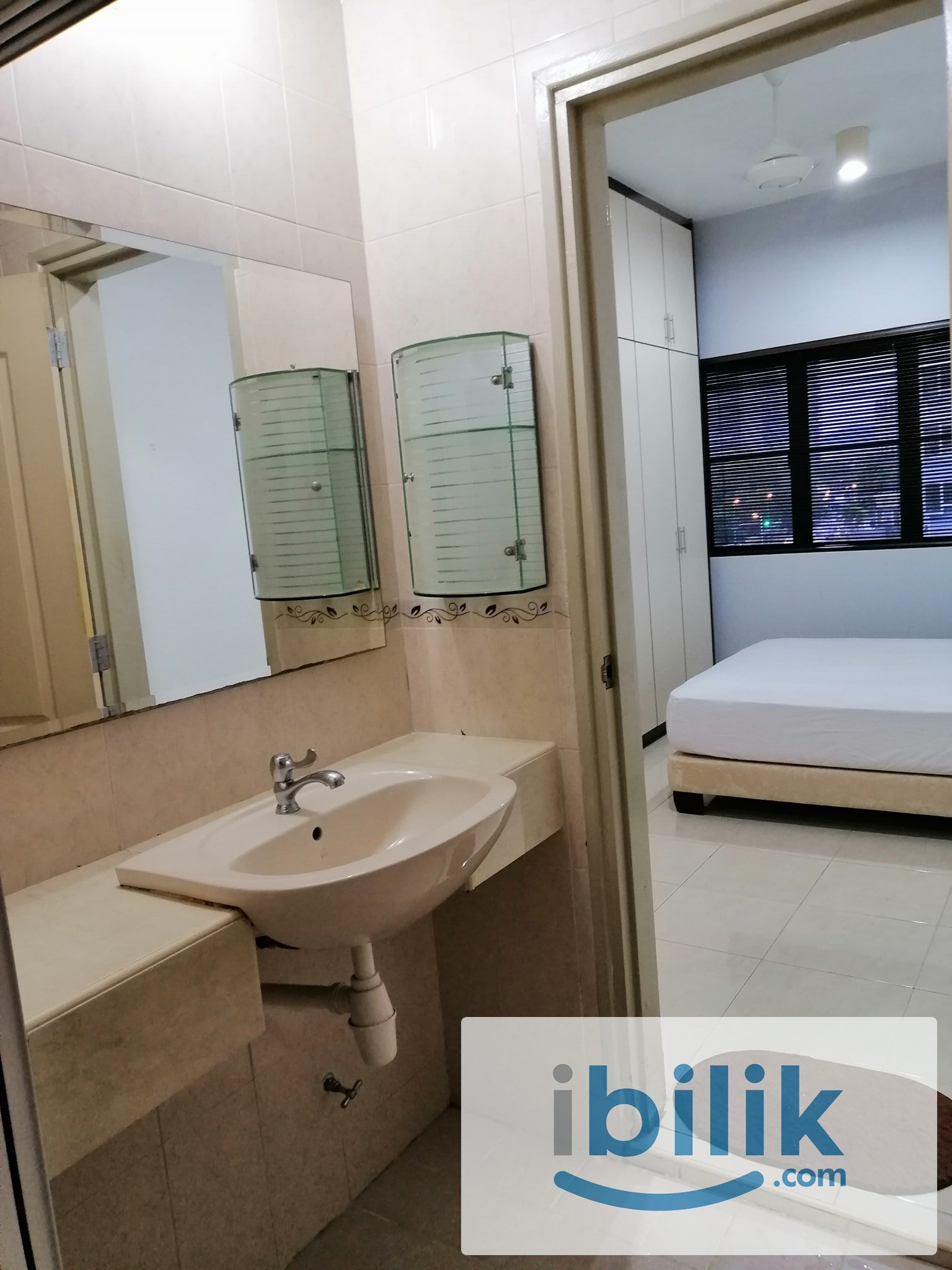 master room female at pelangi utama condo  - Image 3