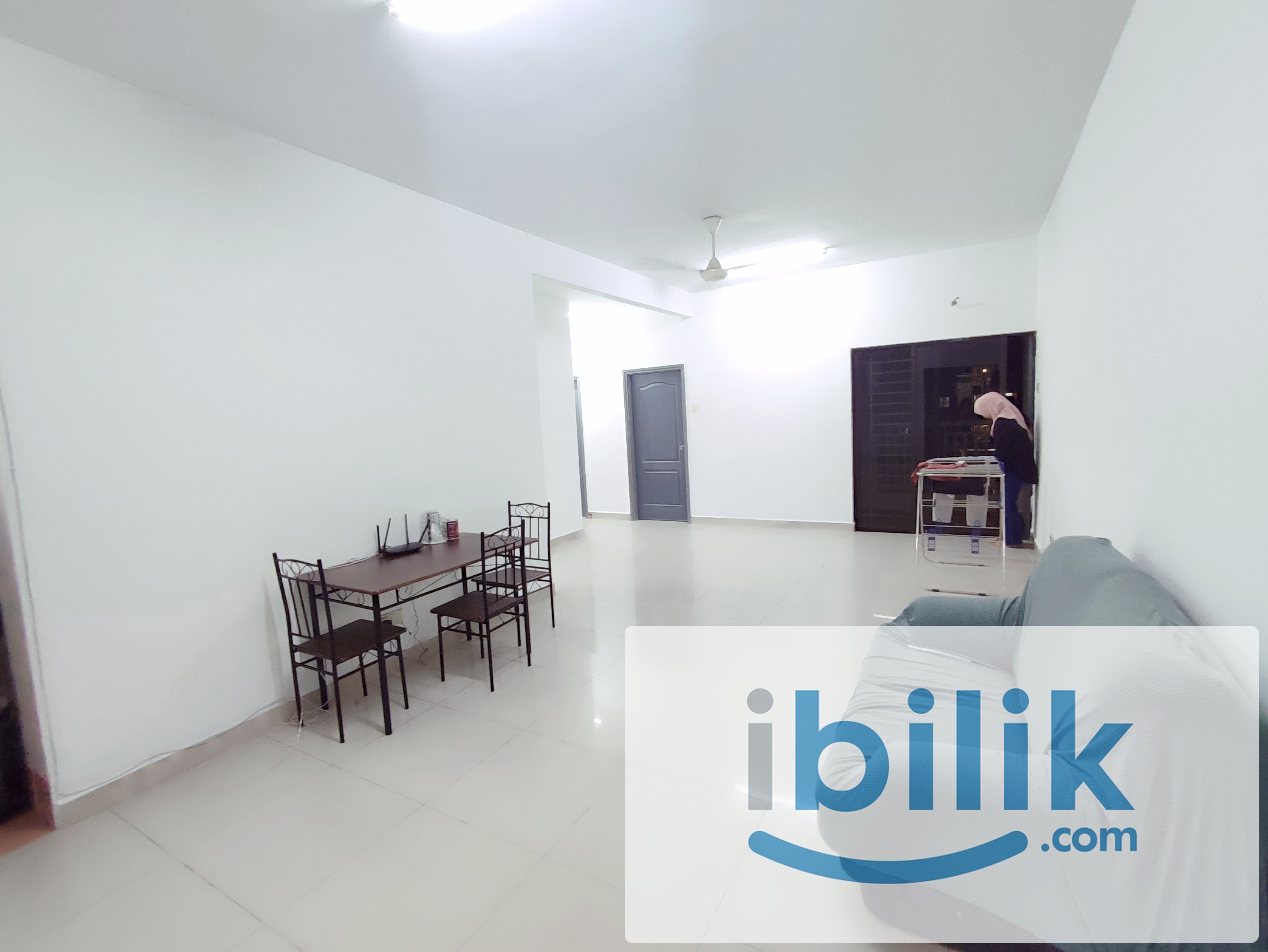 Single Room for Female at Bandar Utama,Kuala Lumpur. - Image 4