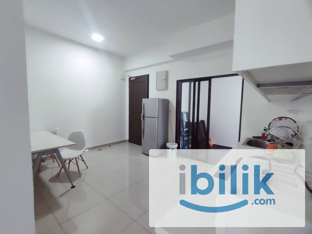 Master Room for Female at Bandar utama, kuala Lumpur - Image 4