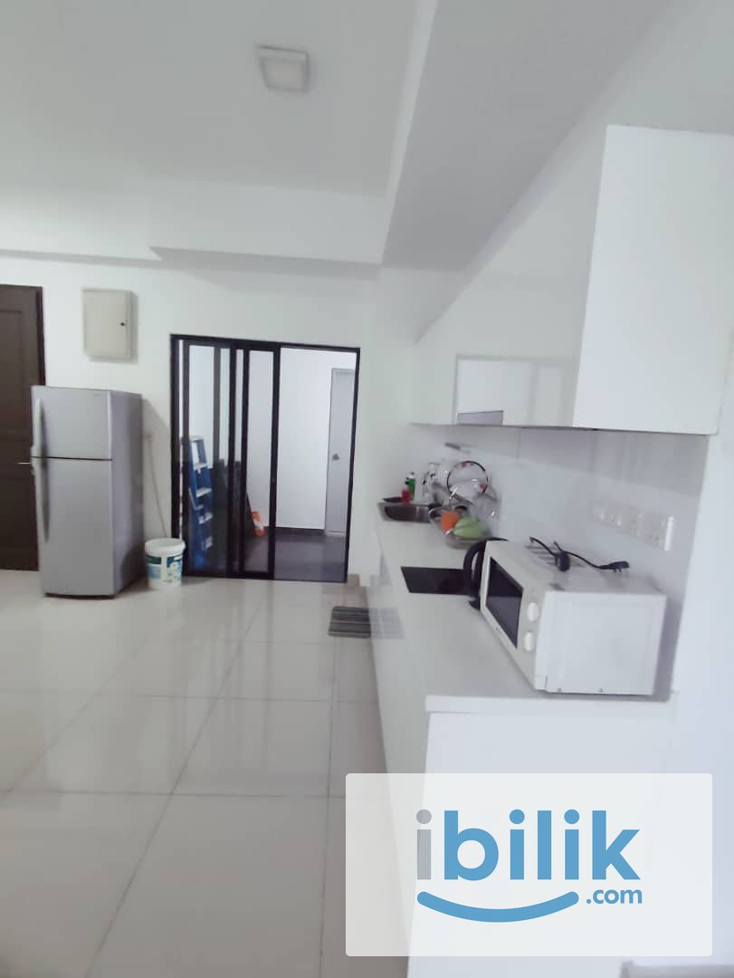 Single room for female at Glomac Centro,Bandar utama, Kuala Lumpur. - Image 2