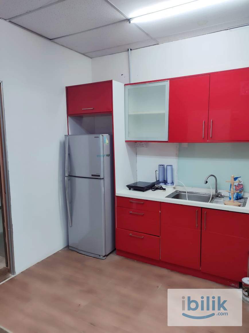 Single room for female near Mrt station. - Image 1