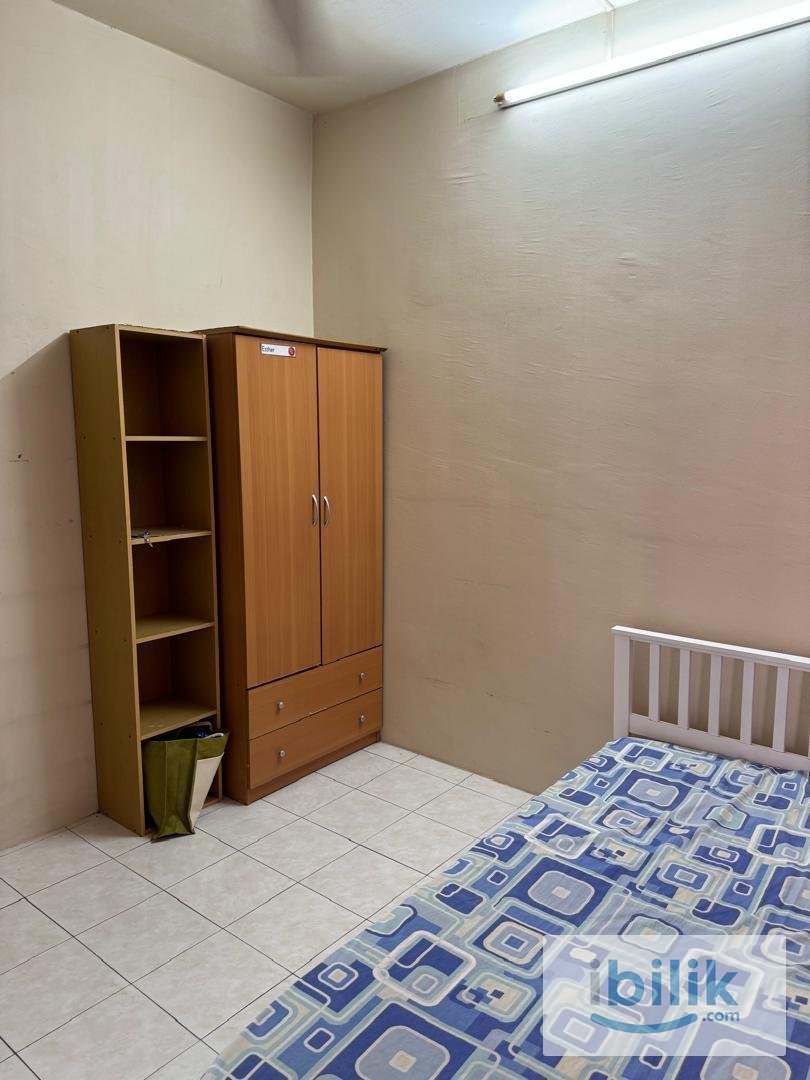Setapak PV5 Medium Room (Female Only) - Image 3
