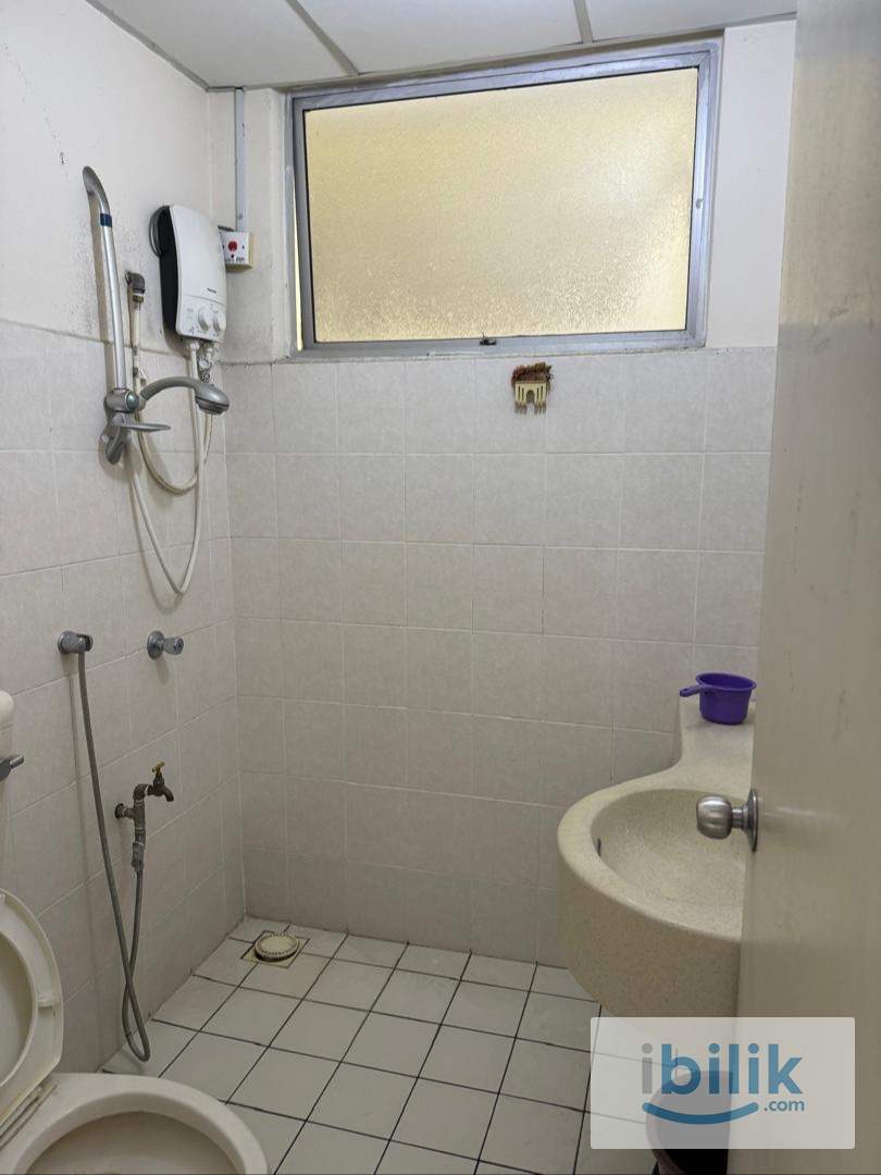 Setapak Female Medium Room To Let (with Private Bathroom) - Image 2