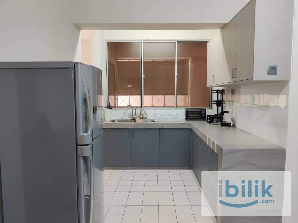 Kelana D'Putera Medium Room – All Female Unit - Image 1