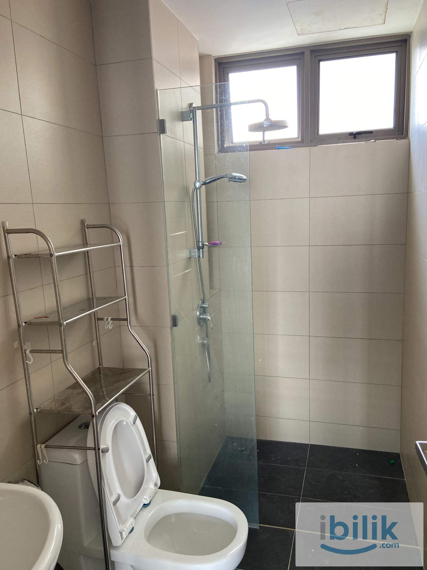 Master room for rent - Image 2