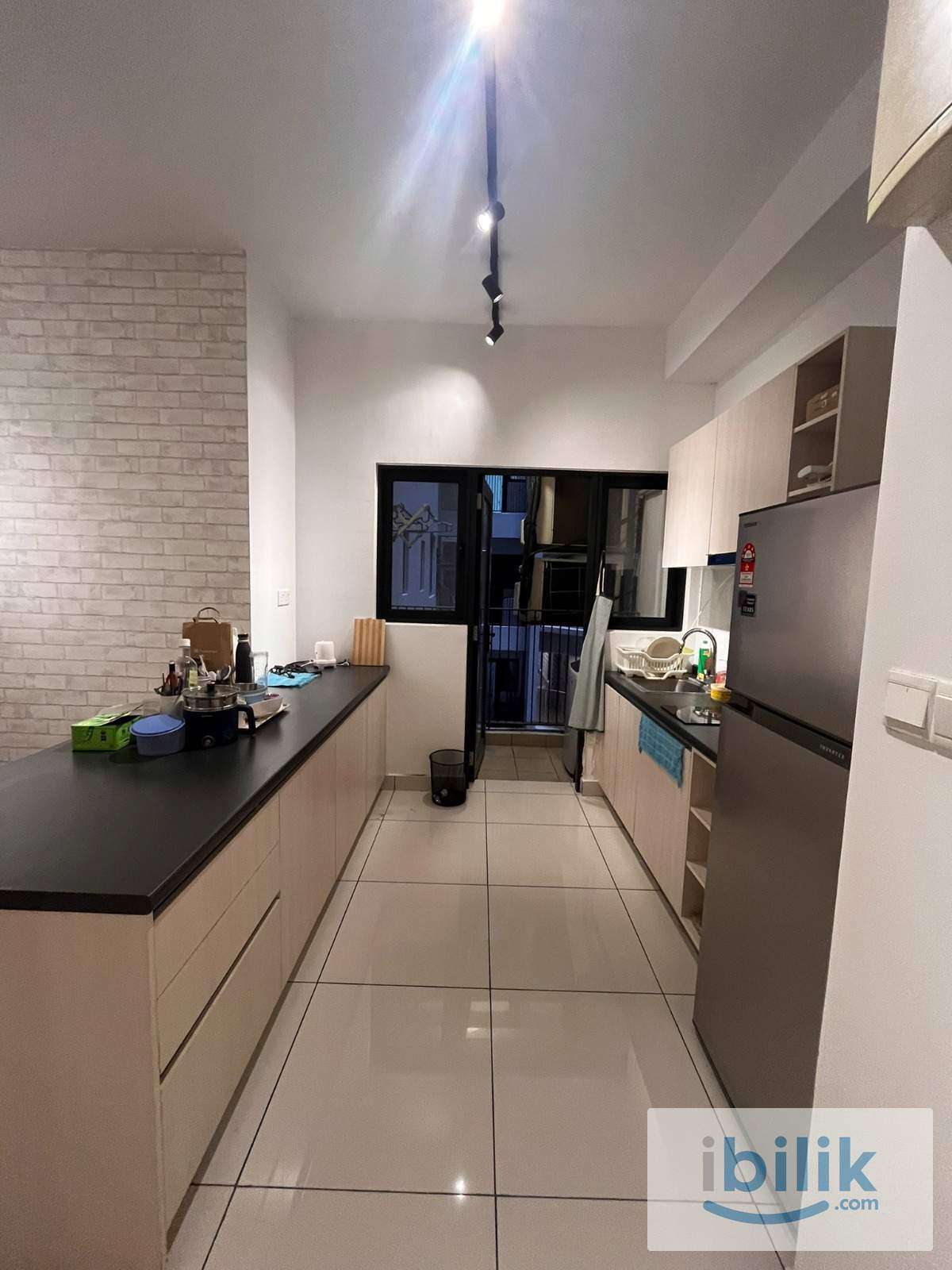 PARC 3 . Middle Room | 7min. Walking Distance to MRT Maluri - Image 5
