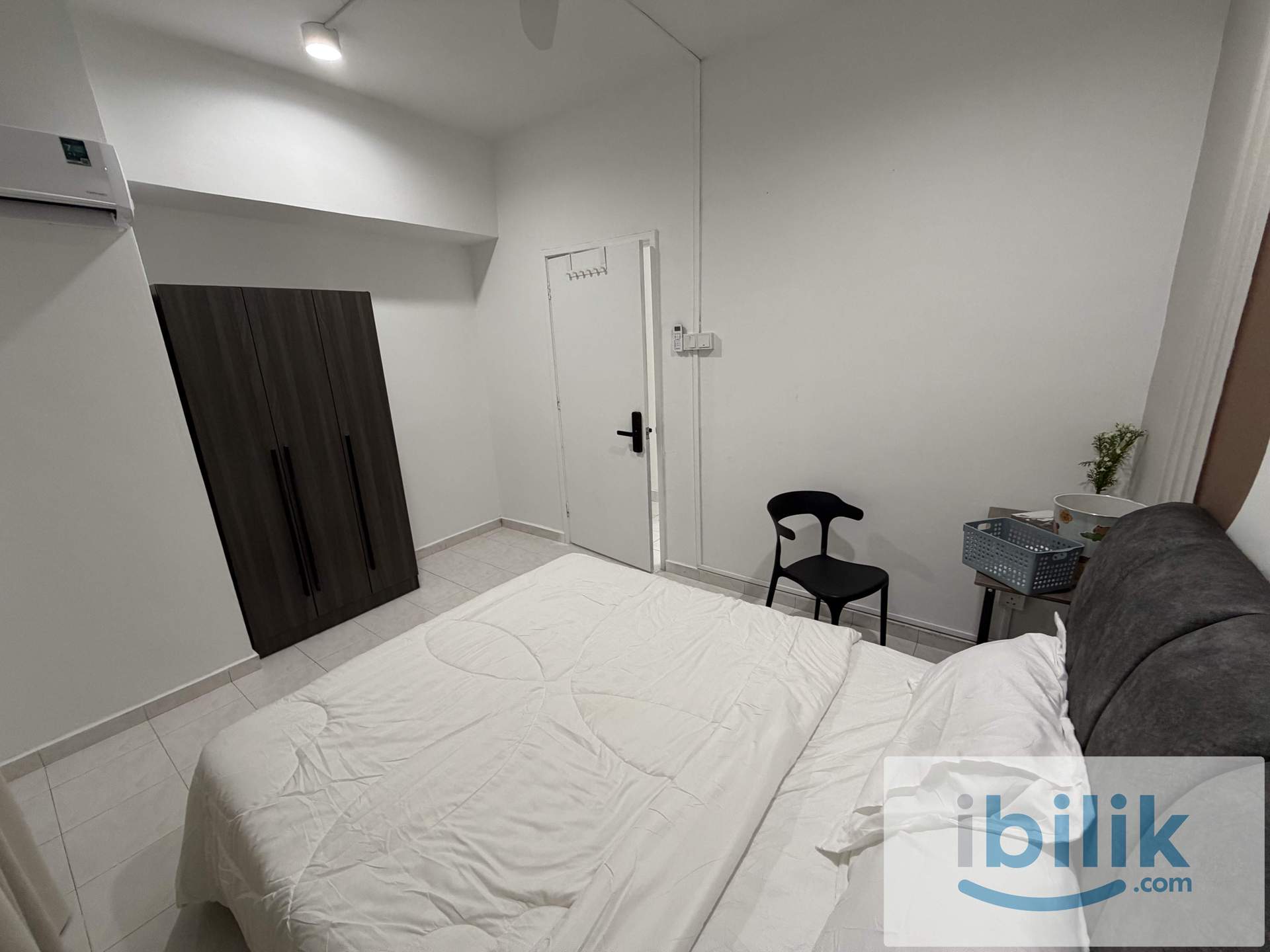 Middle Room @ Kelana Puteri . Next to Paradigm Mall - Image 2