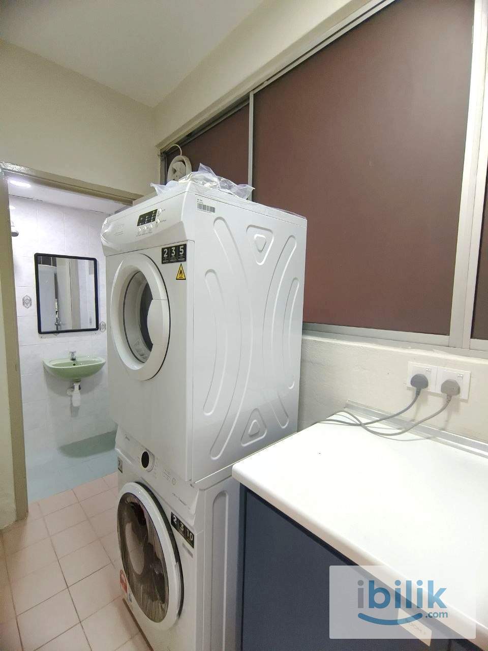 𝐏𝐮𝐧𝐜𝐚𝐤 𝐍𝐮𝐬𝐚 𝐊𝐞𝐥𝐚𝐧𝐚 Master Room . Private Bathroom - Image 2