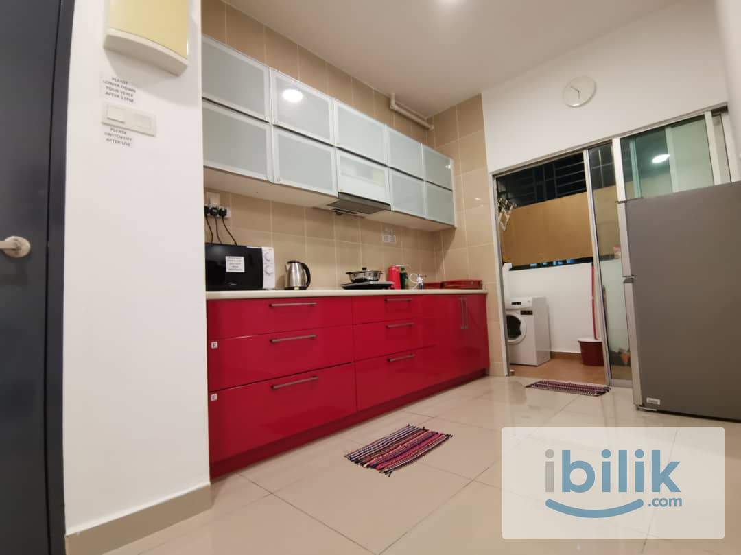 OUG PARKLANE⭐Master Queen bedroom with Private toilet  - Image 6