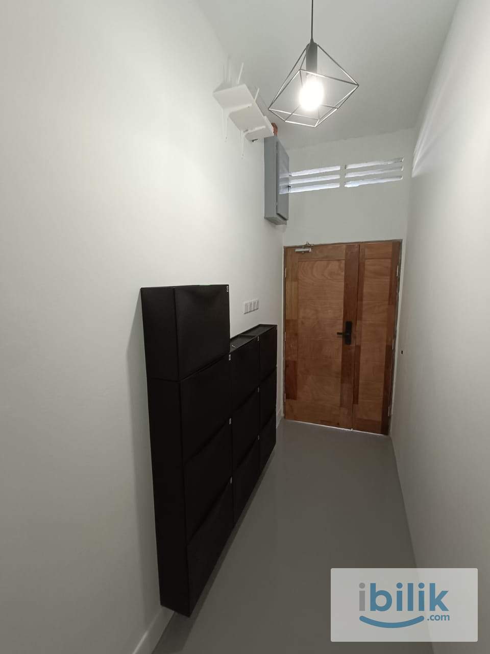𝗠𝗮𝗹𝘂𝗿𝗶 Cheras ,𝗦𝗶𝗻𝗴𝗹𝗲 𝗦𝘁𝗼𝗿𝗲𝘆 𝗟𝗮𝗻𝗱𝗲𝗱 Queen bedroom fully furnished for rent, LRT/MRT, Velocity - Image 8