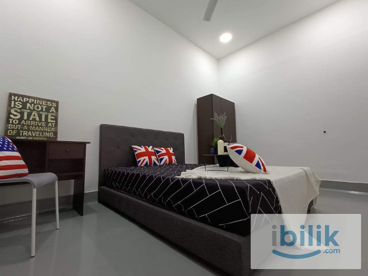 𝗠𝗮𝗹𝘂𝗿𝗶 Cheras ,𝗦𝗶𝗻𝗴𝗹𝗲 𝗦𝘁𝗼𝗿𝗲𝘆 𝗟𝗮𝗻𝗱𝗲𝗱 Queen bedroom fully furnished for rent, LRT/MRT, Velocity - Image 2