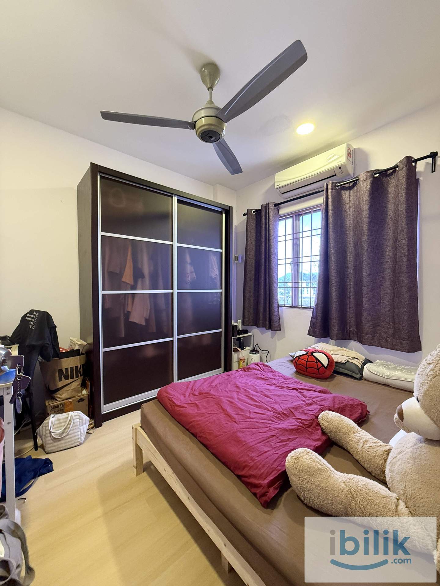 Middle Room free Aircond - Image 1