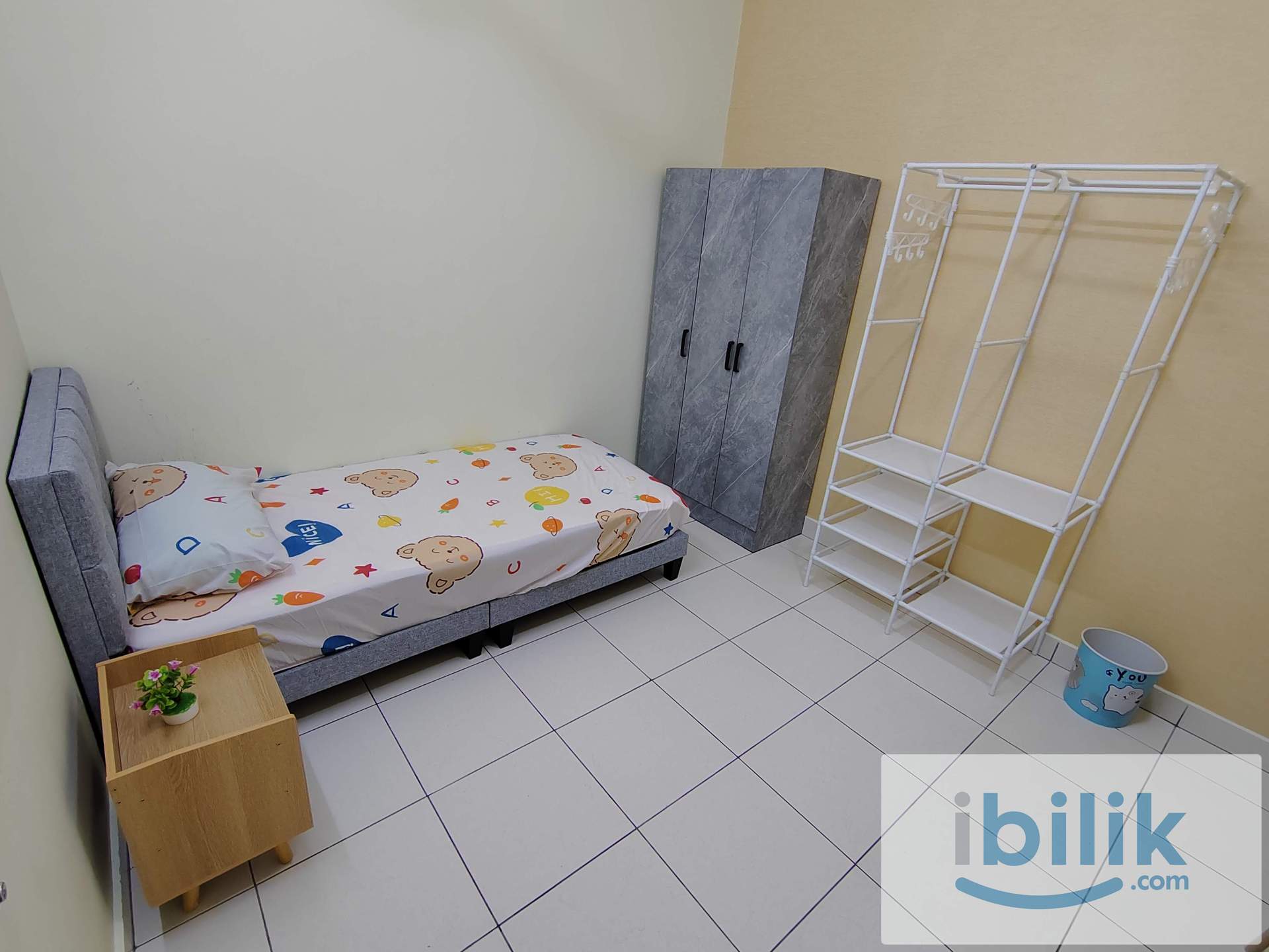 Single Room - Female Only - Image 2