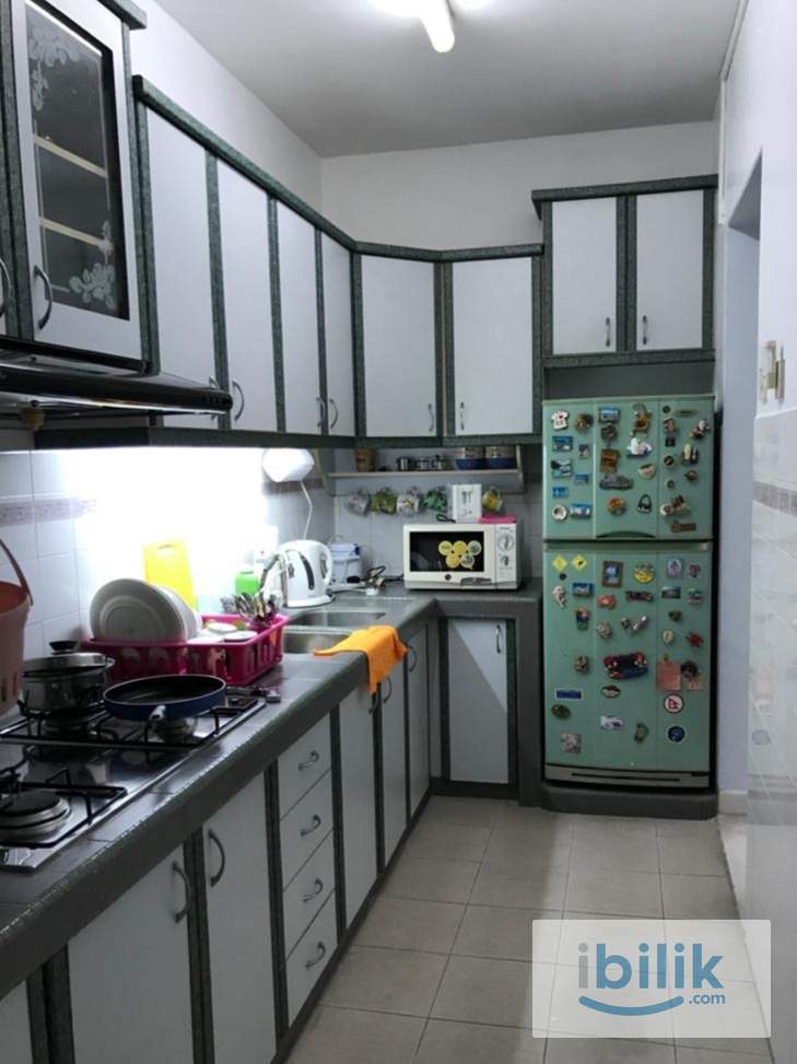 Single Room at Akasia Apartment, Pusat Bandar Puchong - Image 1
