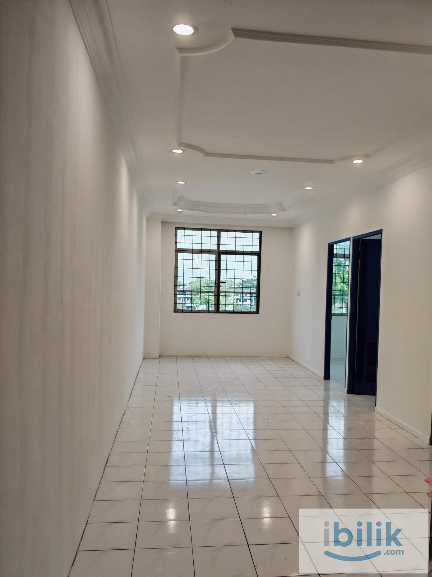 Single Room at Kuching, Sarawak - Image 1