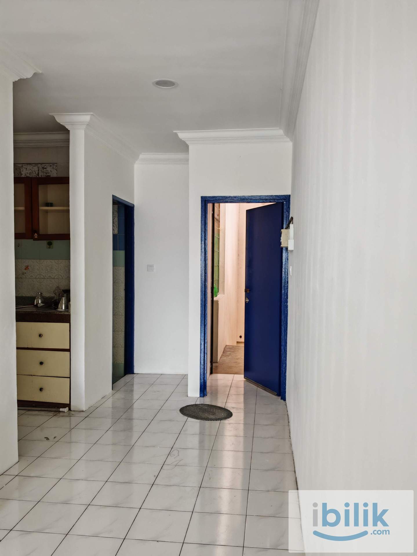 Single Room at Kuching, Sarawak - Image 4
