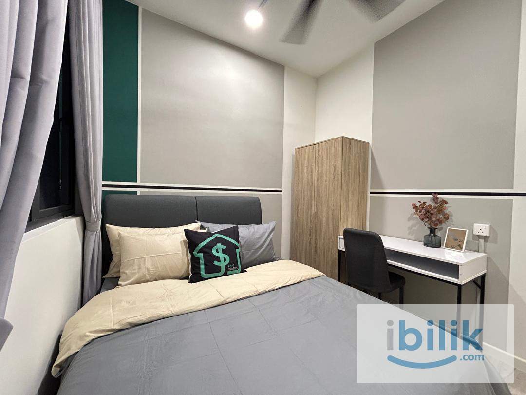 Middle Room, Male Unit, @ Meta Residence, Seri Kembangan  - Image 4