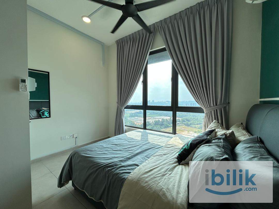 Middle Room, Male Unit, @ Meta Residence, Seri Kembangan  - Image 7