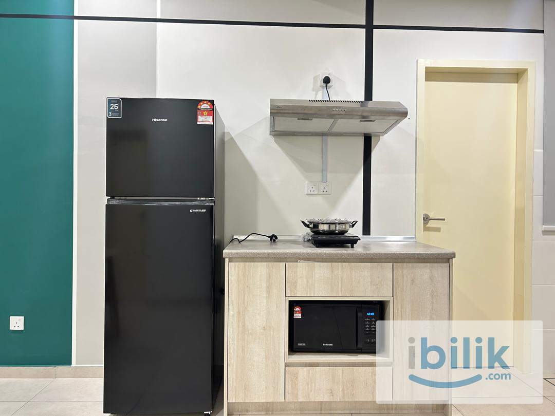 Middle Room, Male Unit, @ Meta Residence, Seri Kembangan  - Image 9