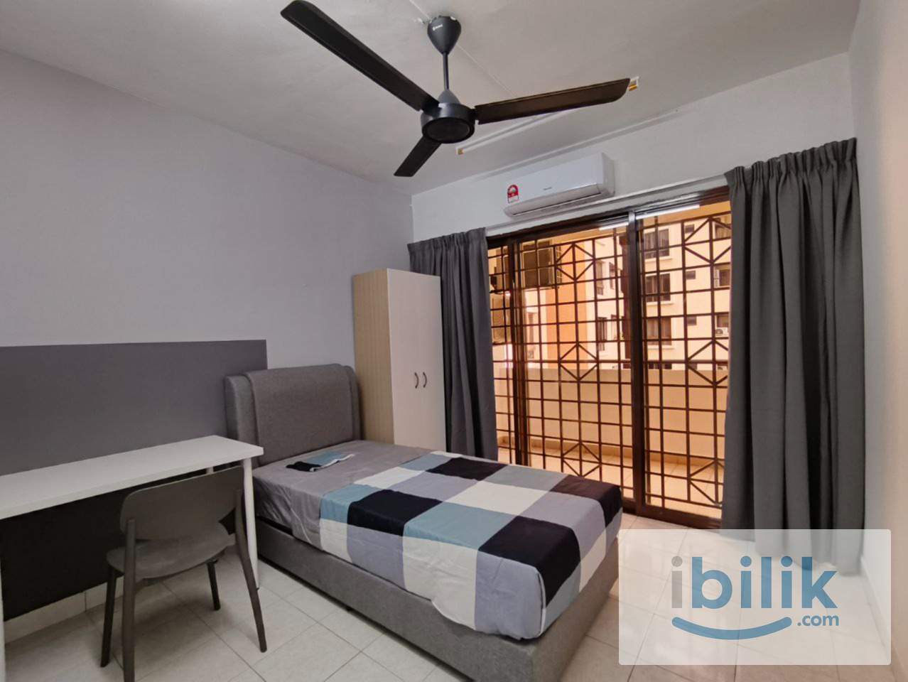 Palm Spring room for rent - walking distance to MRT/ 1 station to IKEA / The Curve. August move in! - Image 1