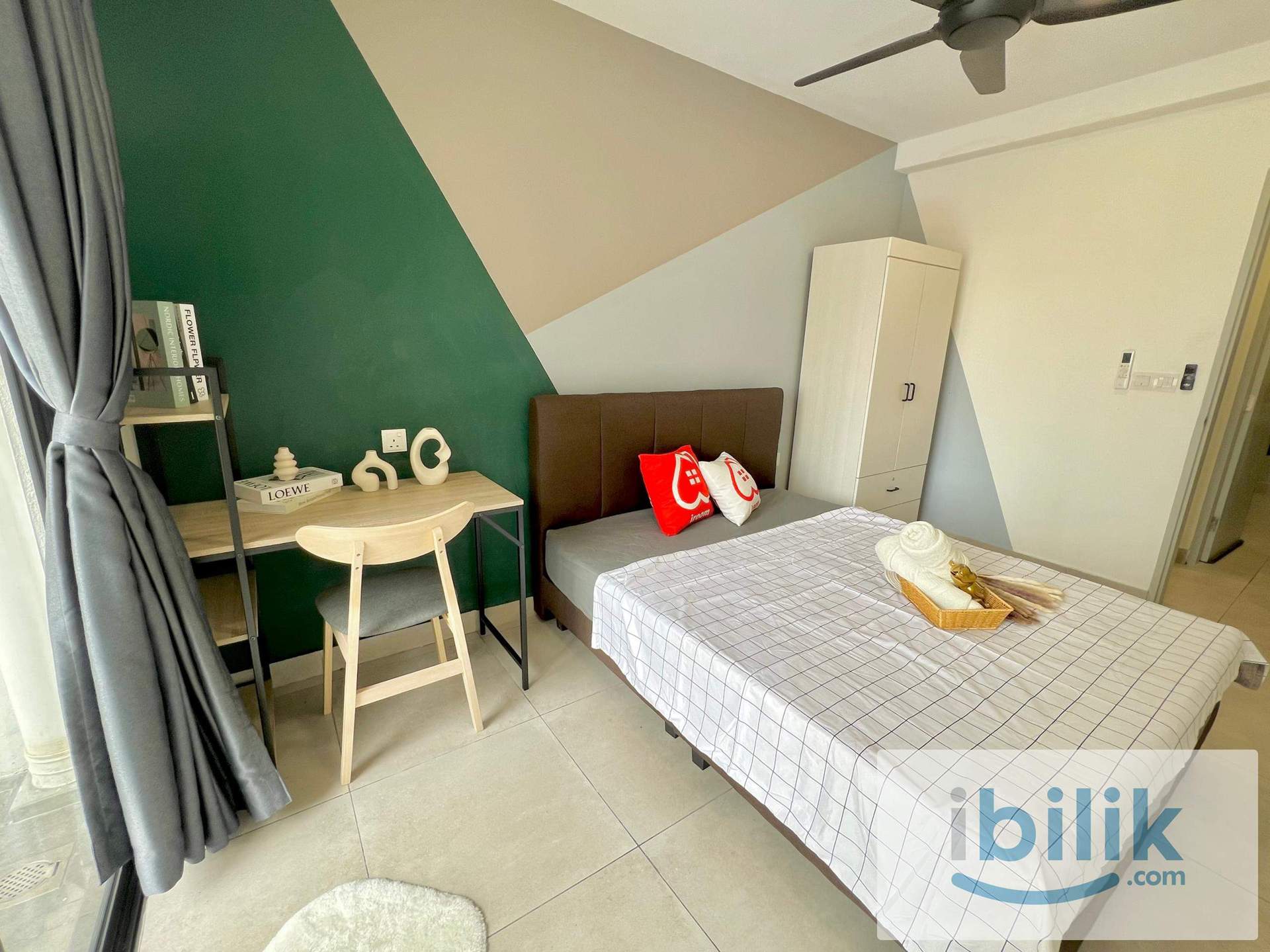 Medium room w/balcony @ DK Impian | Fully Furnished | Aircond + Free WiFi  - Image 2