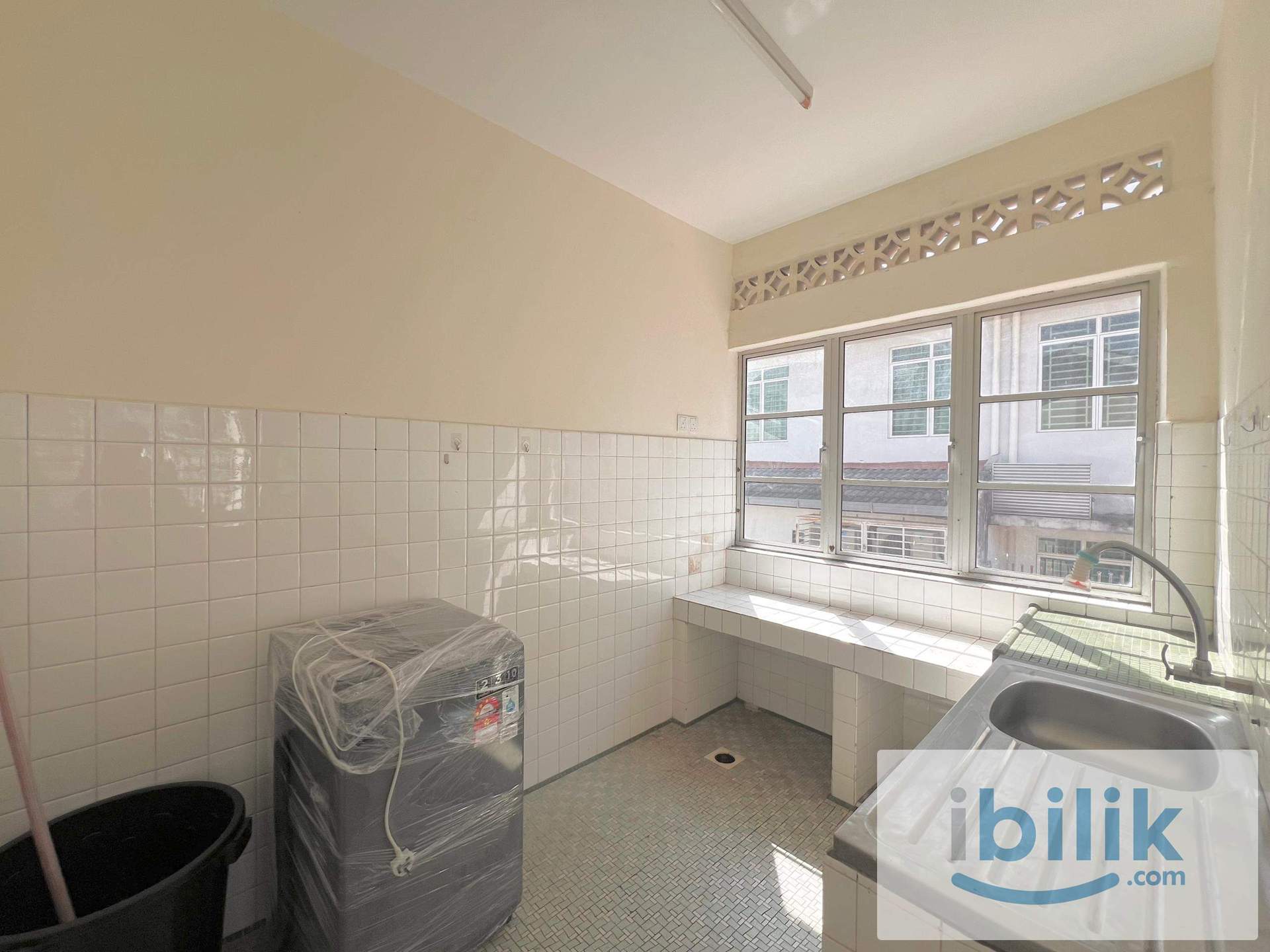 Room for rent @ Tmn Teratai Mewah, Setapak. Landed house | Free wifi - Image 4