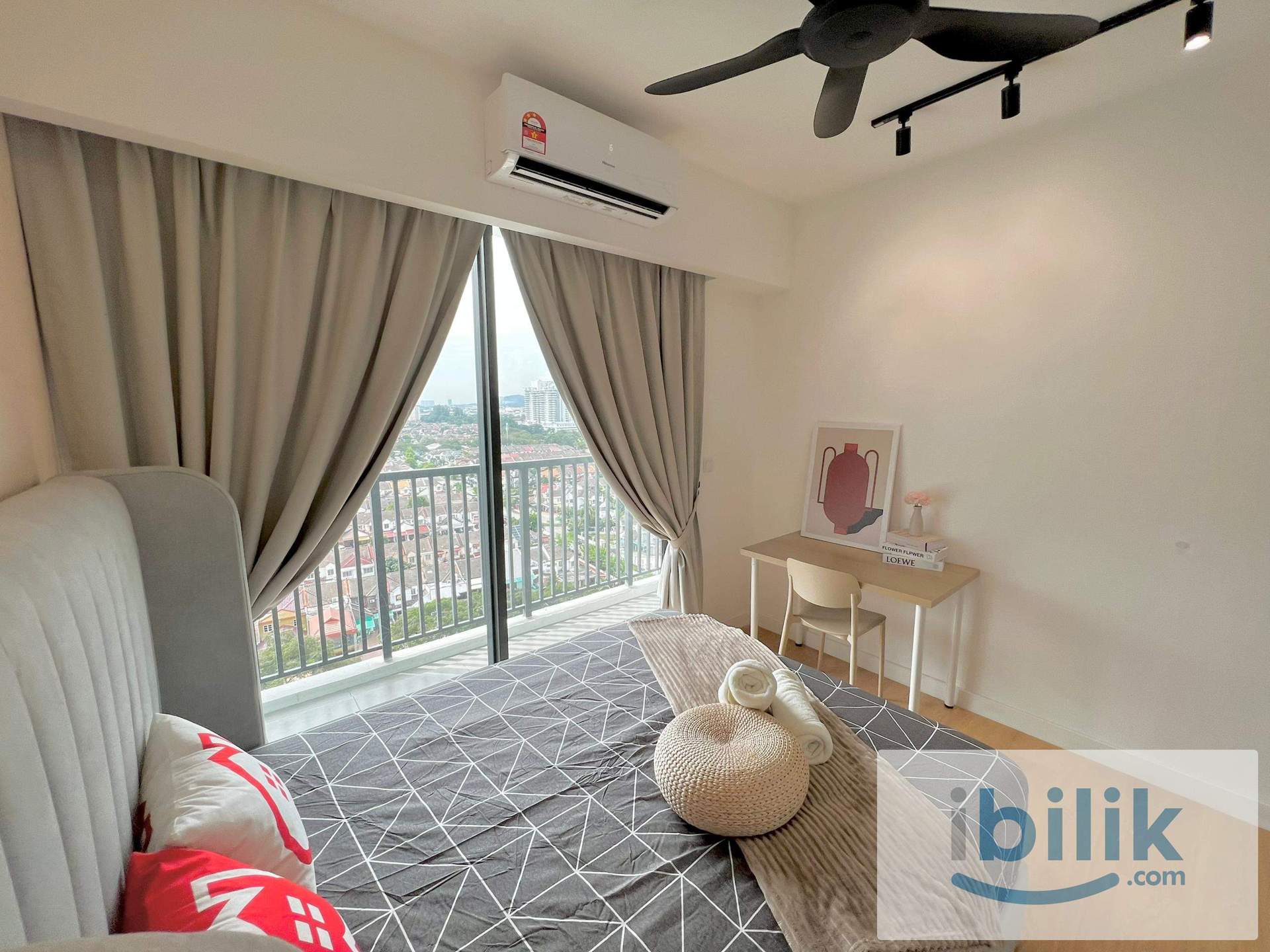 Edumetro USJ 1 - Balcony Room Female | Free WiFi | Near SEGi, Monash & Sunway University | Aug move in! - Image 1