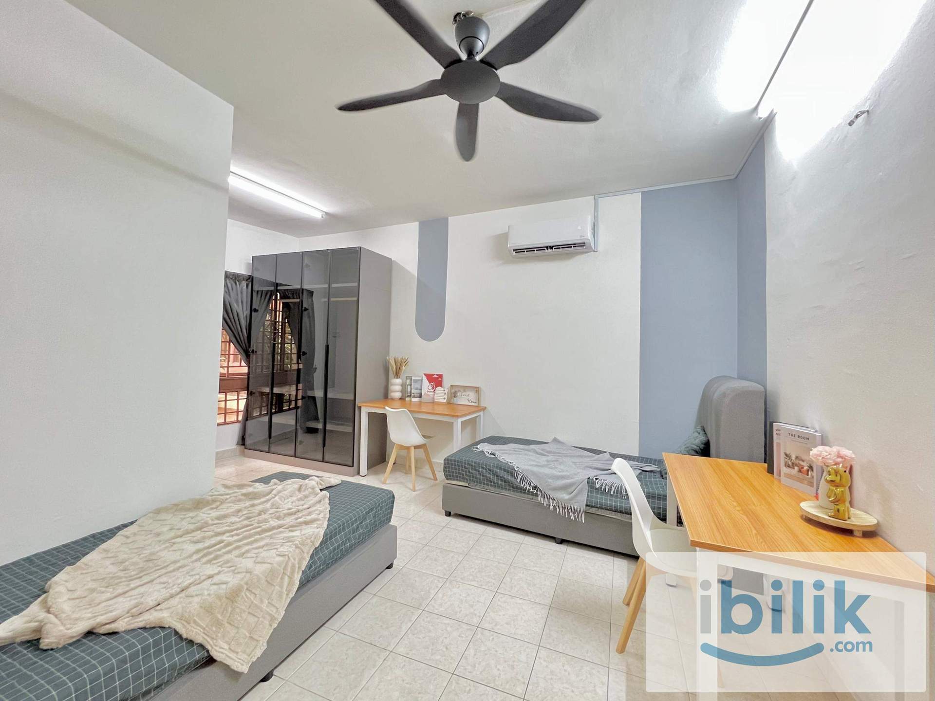 Fully Furnished! Master room w/bathroom @ Palm Spring – Near MRT Surian! 1 station to IKEA - Image 4