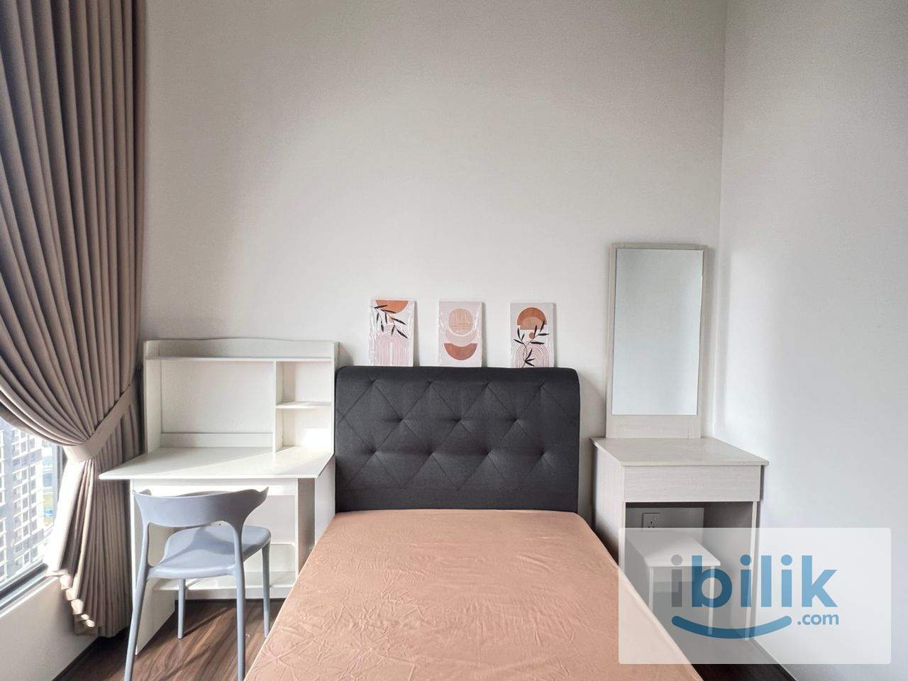 Ladies Only! Fully Furnished Room @ Altris Residence | Ready to Move In - Image 4