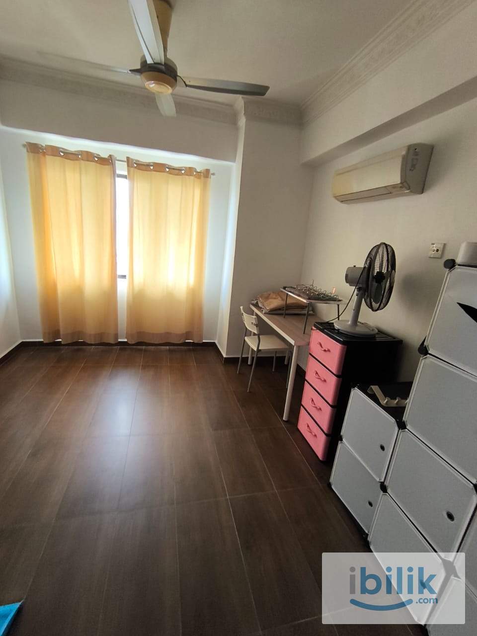 VKC Corner Lot, Middle Room (KLCC View) For Rent - Image 1