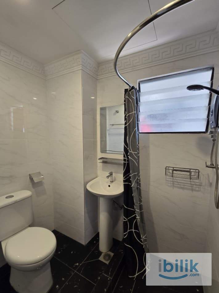 Single Room at Angkasa Impian 1, Bukit Bintang, KL (1 WORKING PROFESSIONAL ONLY) - Image 4