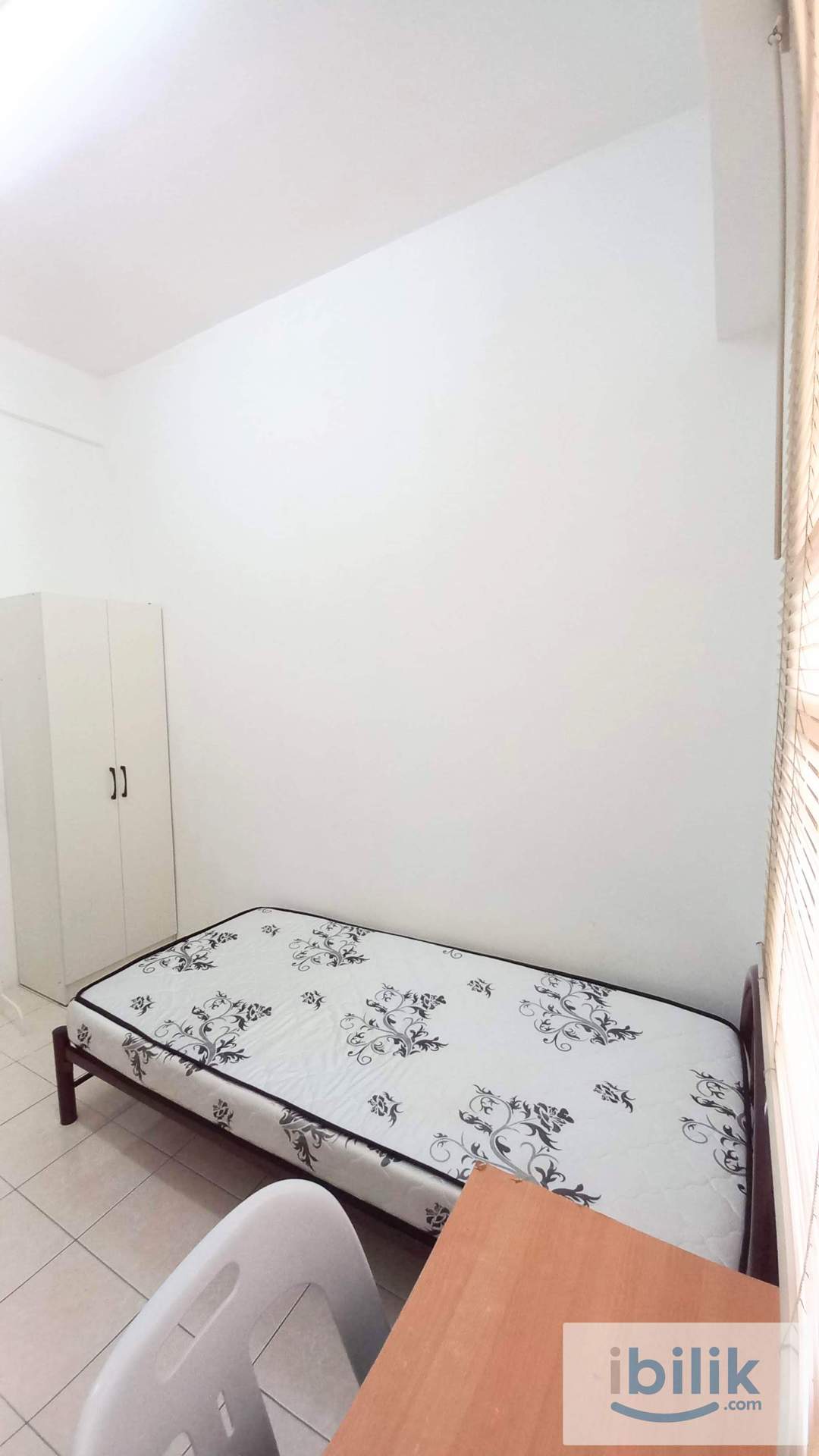 Cozy common single bedroom - Image 2