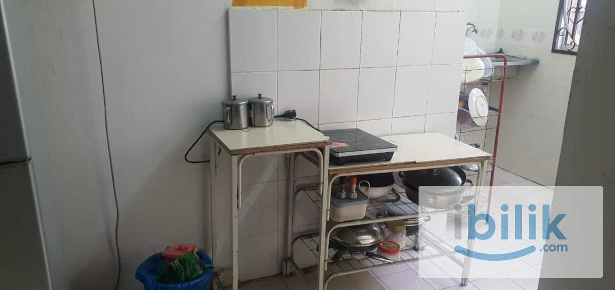 Room To Let - Image 2